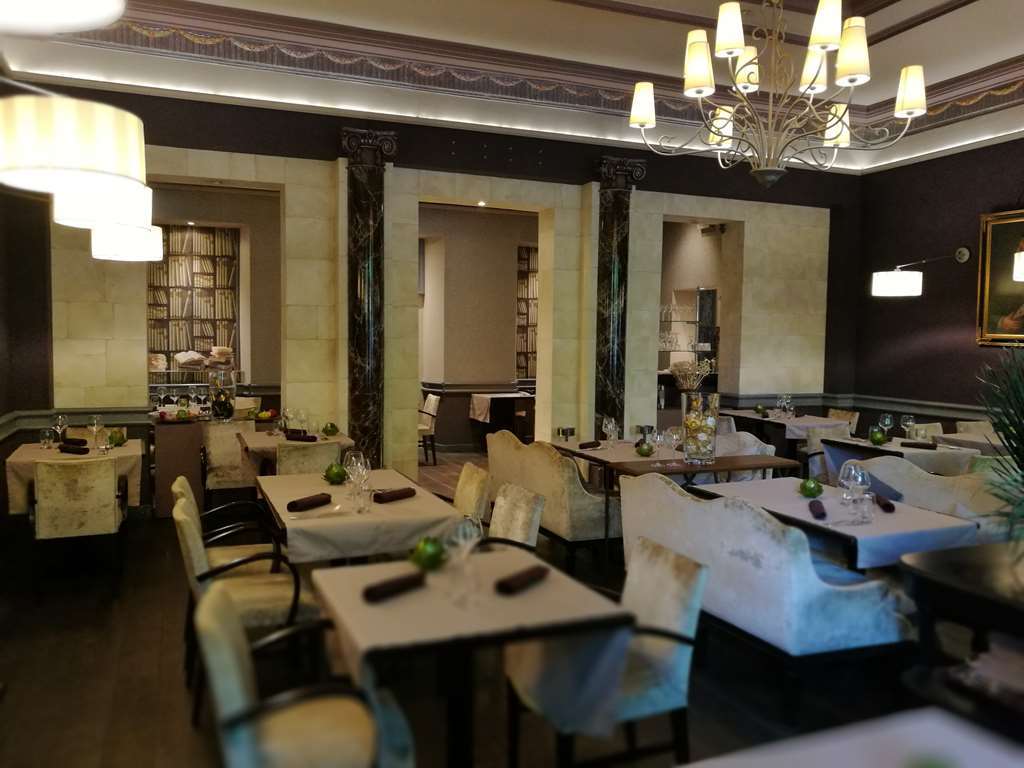 Hotel L'Univers 랭스 외부 사진
